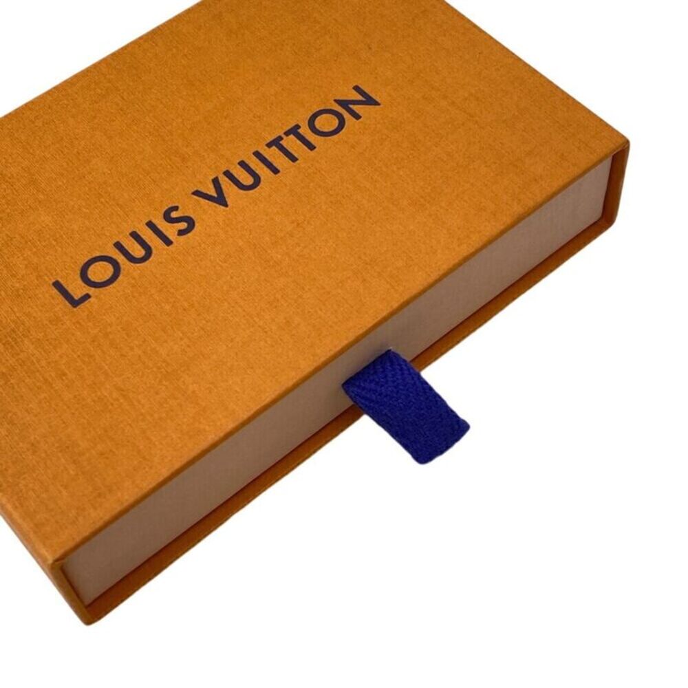 Louis Vuitton Zoé White Canvas Wallet  (Pre-Owned) - Picture 10 of 10